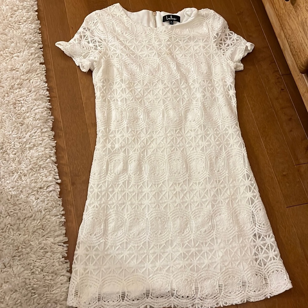 White lace dress